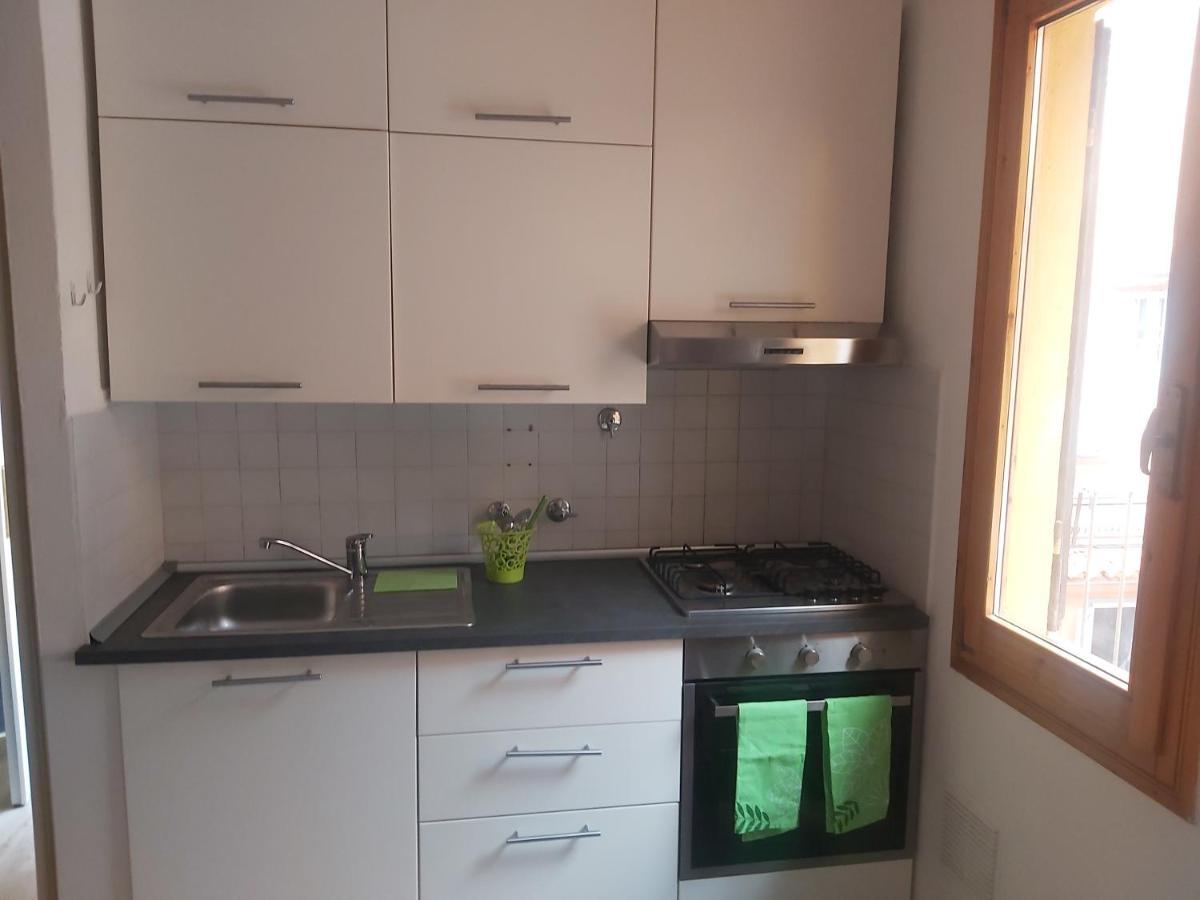 Casa Generoso Apartment Bologna Bagian luar foto